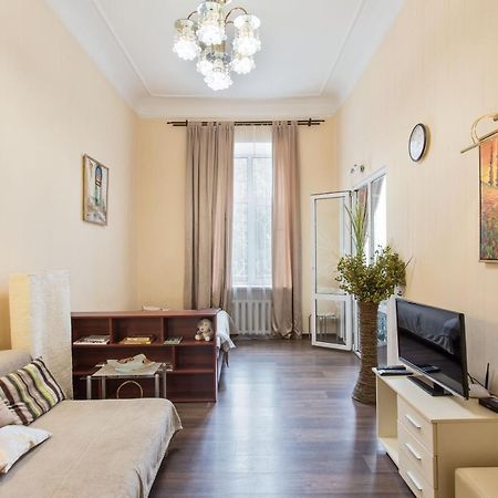 Apartments Opposite Shevchenko Park 오데사 외부 사진